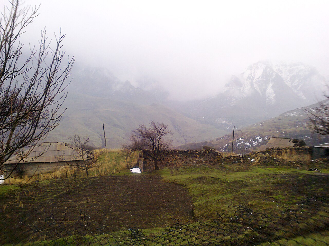 Gomk, the starting village for the Ghost Village Trail to Akhta; this photograph shows Gomk, not the abandoned Akhta village